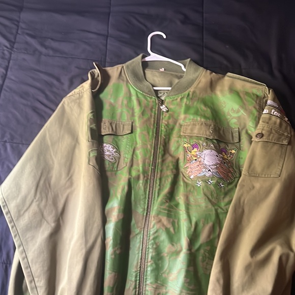 4xl 100% condition - Picture 3 of 7